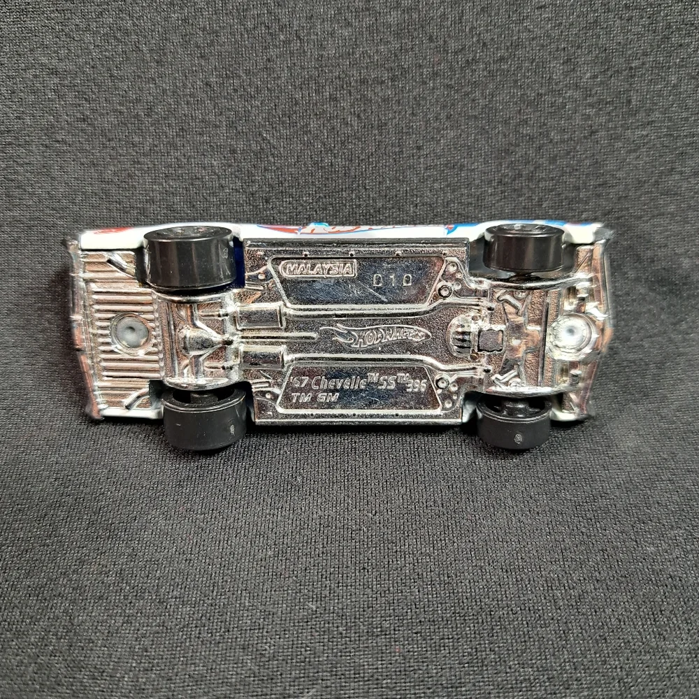 Hot Wheels‎ 67 White Chevelle SS 396 Racing Toy Car